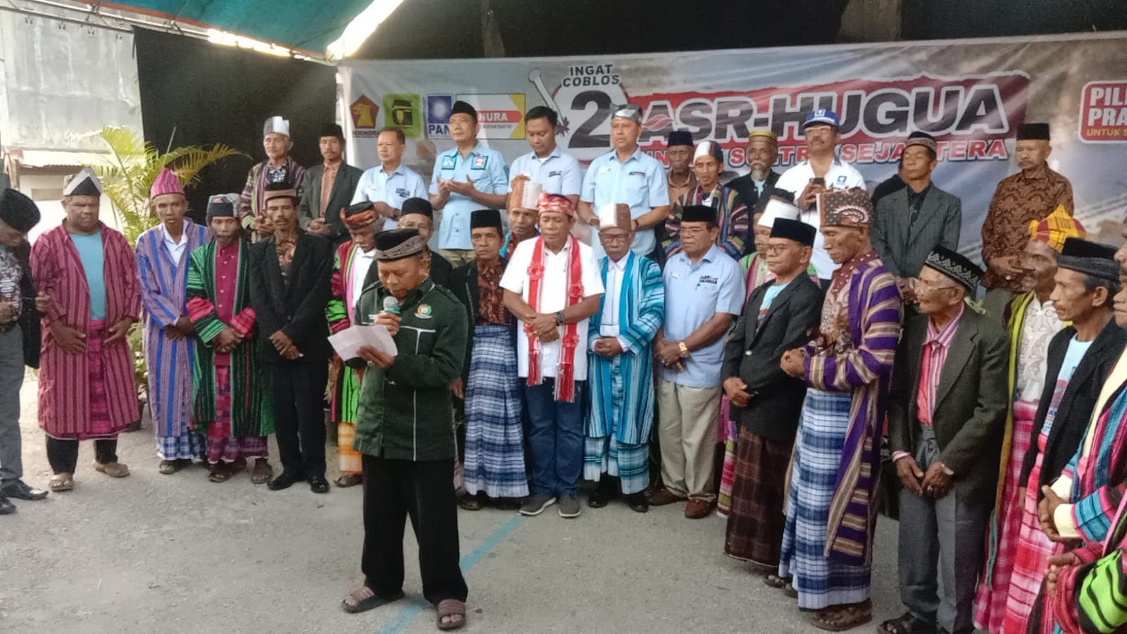 JELANG PILGUB SULTRA, TOKOH ADAT SURAWOLIO BERIKAN DOA RESTU UNTUK ASR-HUGUA