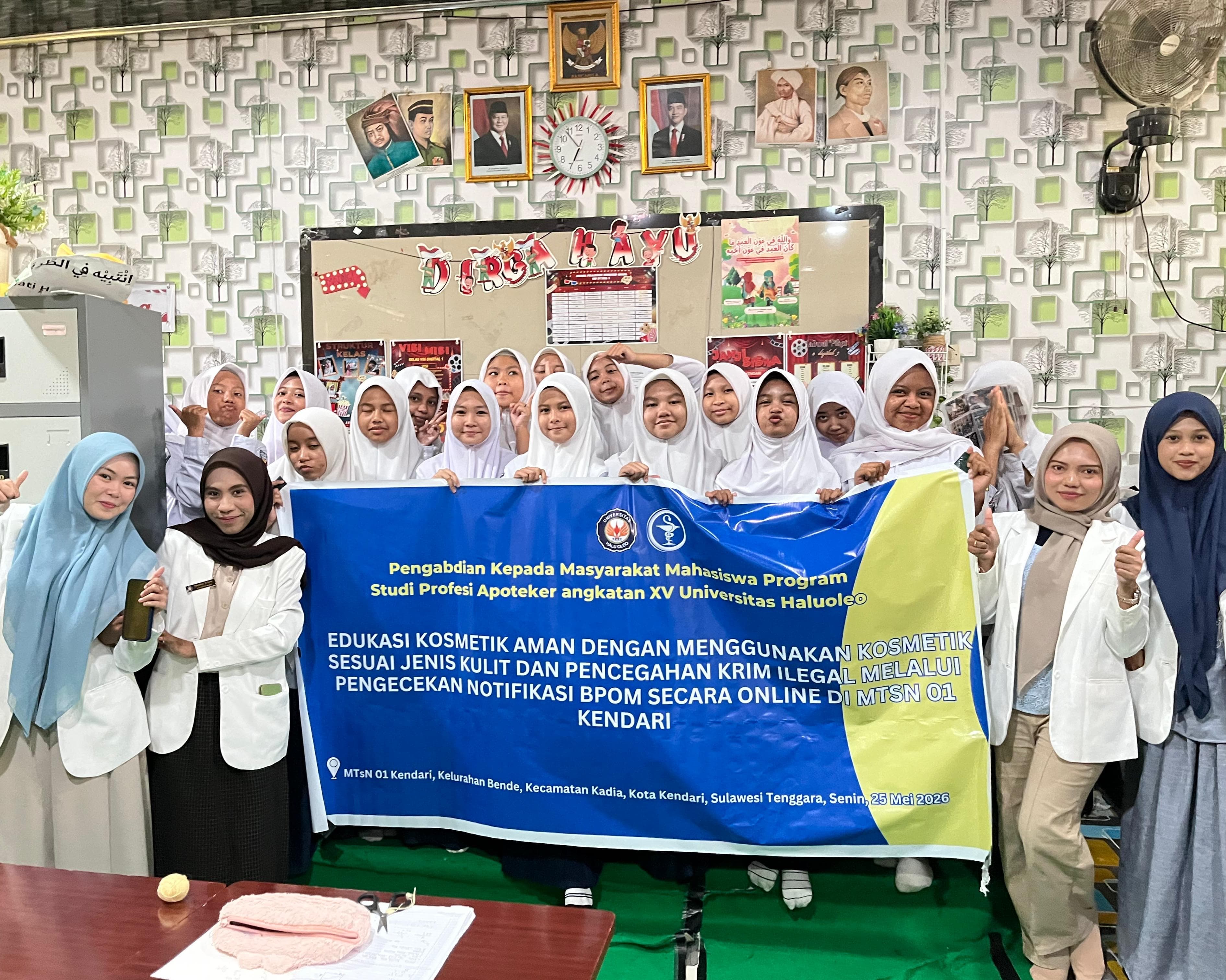 Mahasiswa Profesi Apoteker UHO Edukasi Penggunaan Kosmetik Aman dan Pencegahan Kosmetik Ilegal di MTsN 01 Kendari
